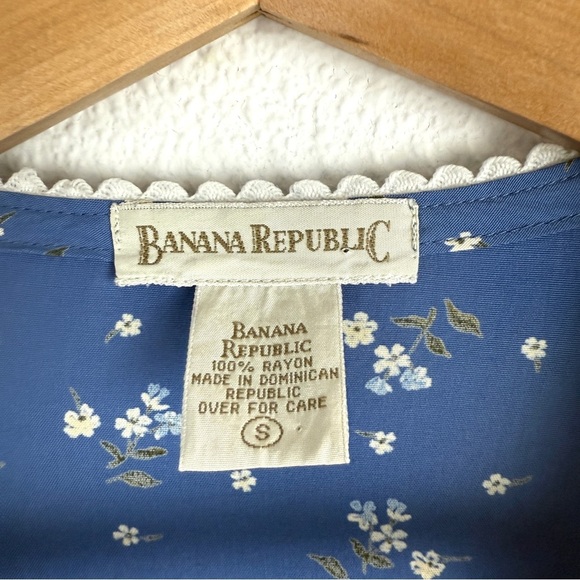 Vintage Banana Republic Floral Silky Kimono Robe Missing Belt Small - Picture 3 of 8